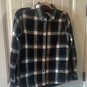 Black and white shirt jacket